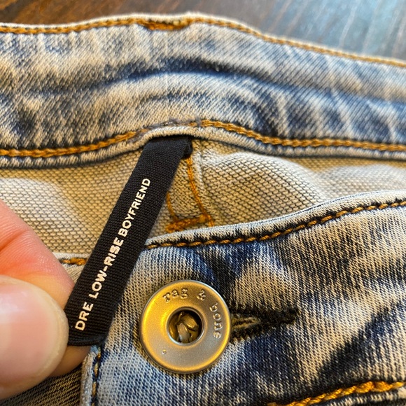 Rag & Bone Dre Low-Rise Slim Boyfriend Denim Jeans Size 31x30 Raw Hem Distressed - Picture 4 of 13